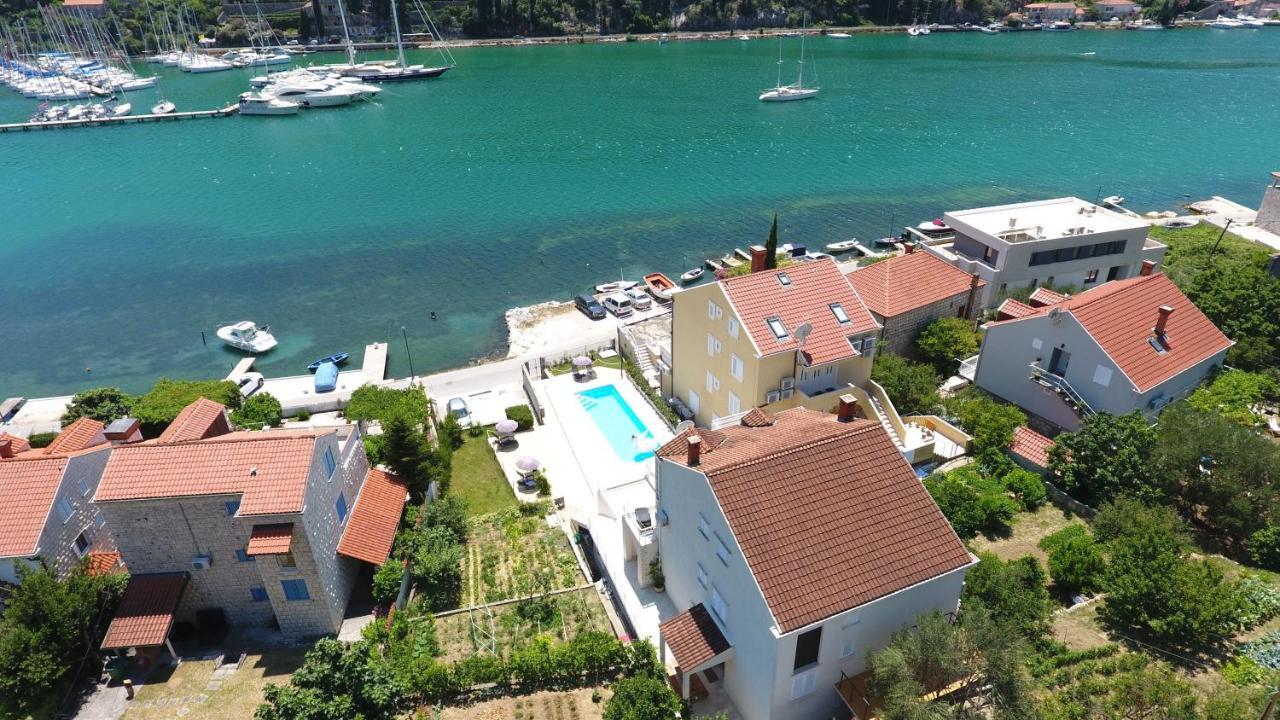 Apartments Pralas Mokošica Buitenkant foto