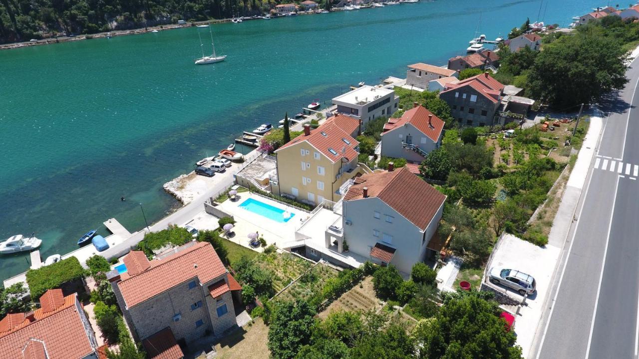 Apartments Pralas Mokošica Buitenkant foto