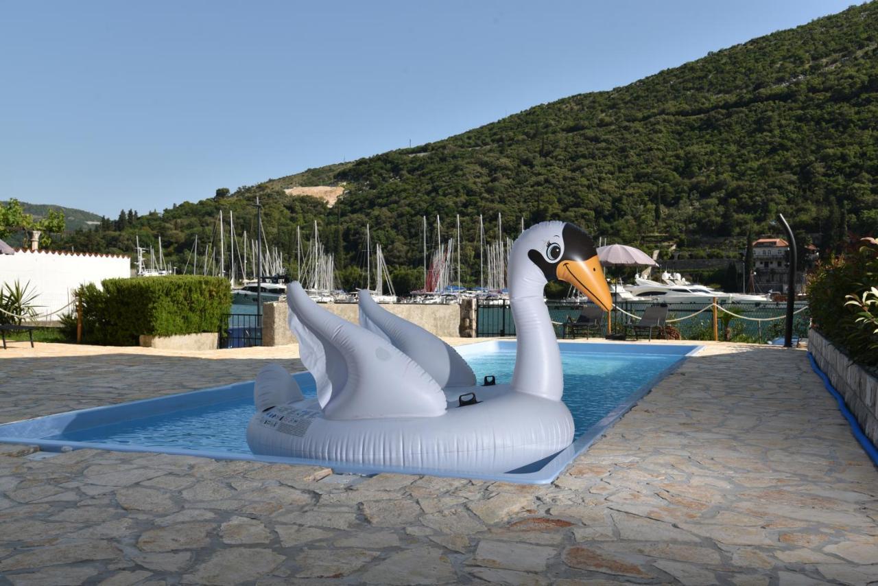 Apartments Pralas Mokošica Buitenkant foto