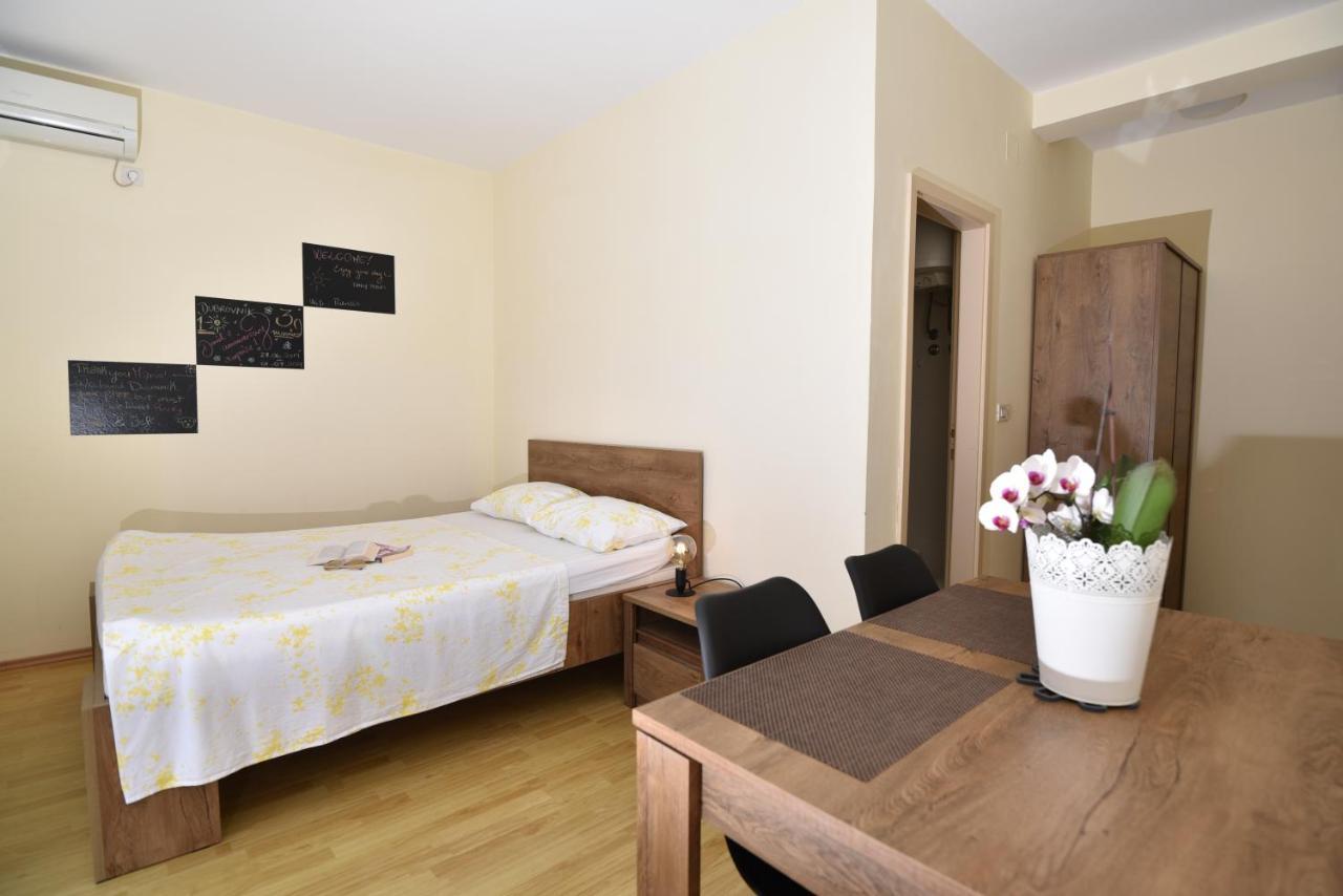 Apartments Pralas Mokošica Buitenkant foto
